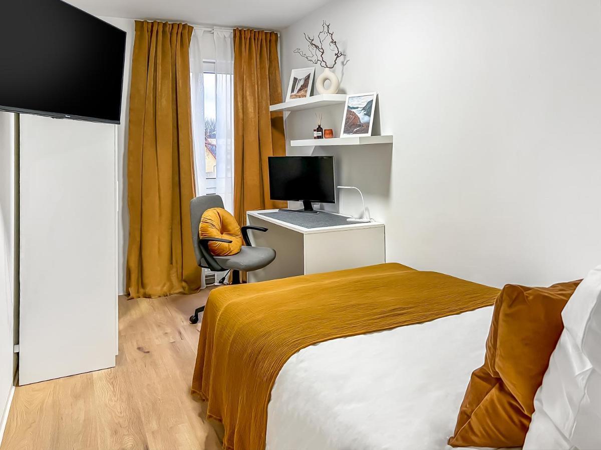 Moderne Studio Apartments In Nuernberg ภายนอก รูปภาพ