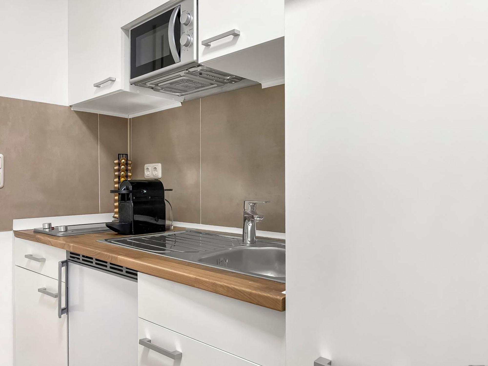 Moderne Studio Apartments In Nuernberg ภายนอก รูปภาพ